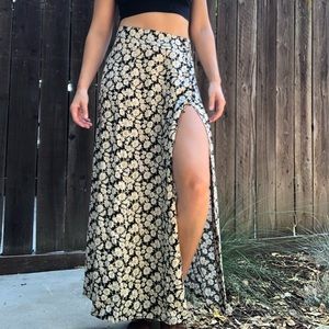 90s Vintage Express Daisy Maxi Skirt